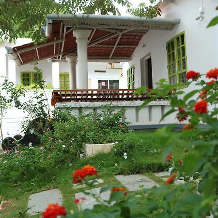 Marayoor Holidays Maraiyūr Exterior foto